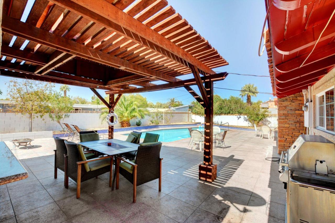 Vegas Elegance! Pool Table&sparkling Pool! Ferienhaus Las Vegas