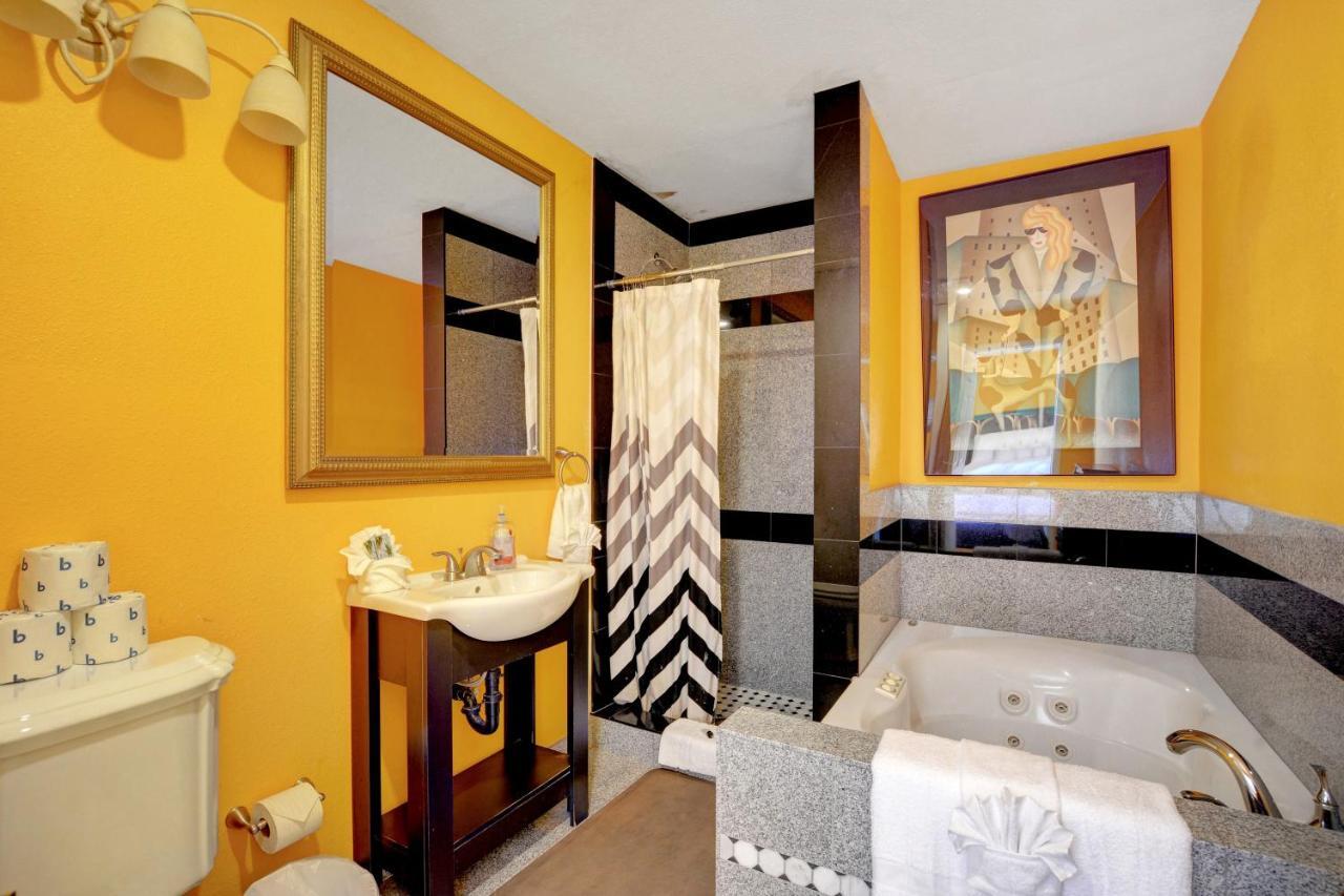 Vegas Elegance! Pool Table&sparkling Pool! *