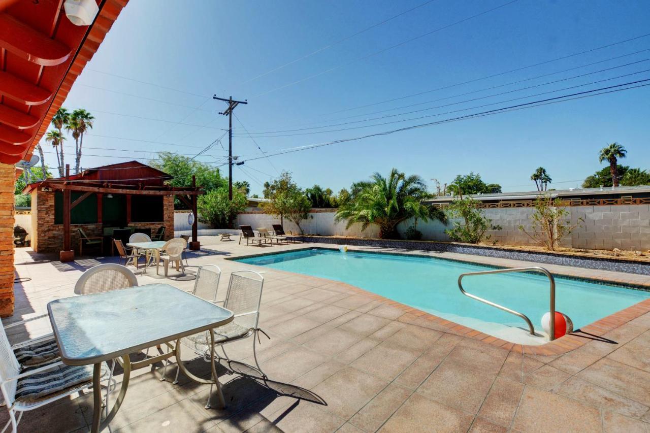 Vegas Elegance! Pool Table&sparkling Pool!